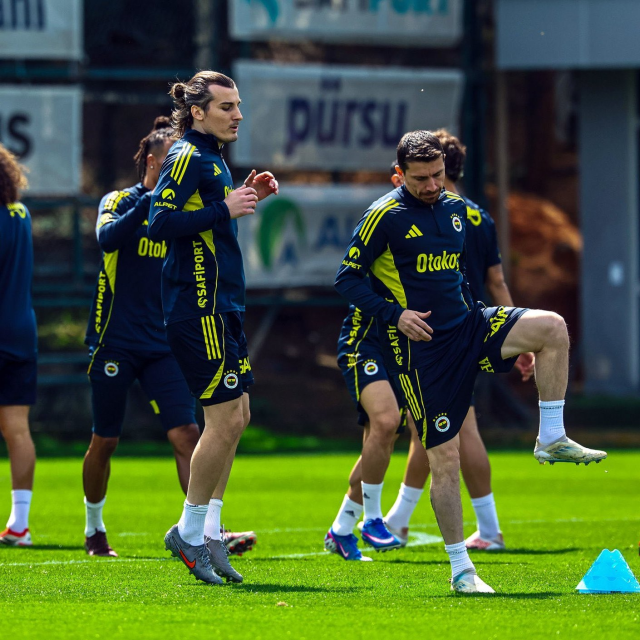 Mert Hakan Yandaş Aylar Sonra Takımla Çalıştı