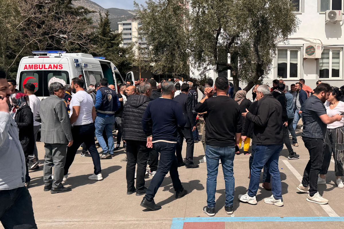 Okul Saldırılarından Sonra 83 kişi için gözaltı kararı