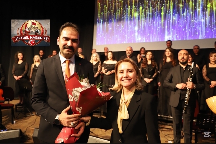 SANAT VE AKADEMİ AYNI SAHNEDE”