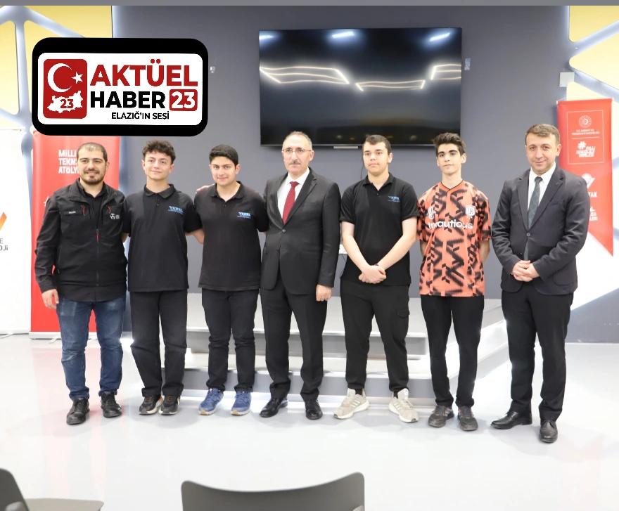 Fırat Üniversitesinde “Çedene Bizden Sohbet Sizden” Buluşmaları Devam Ediyor