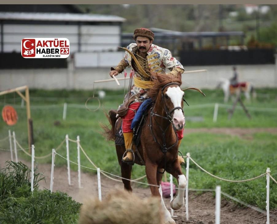Atlı Okçulukta Gururlandıran Başarı