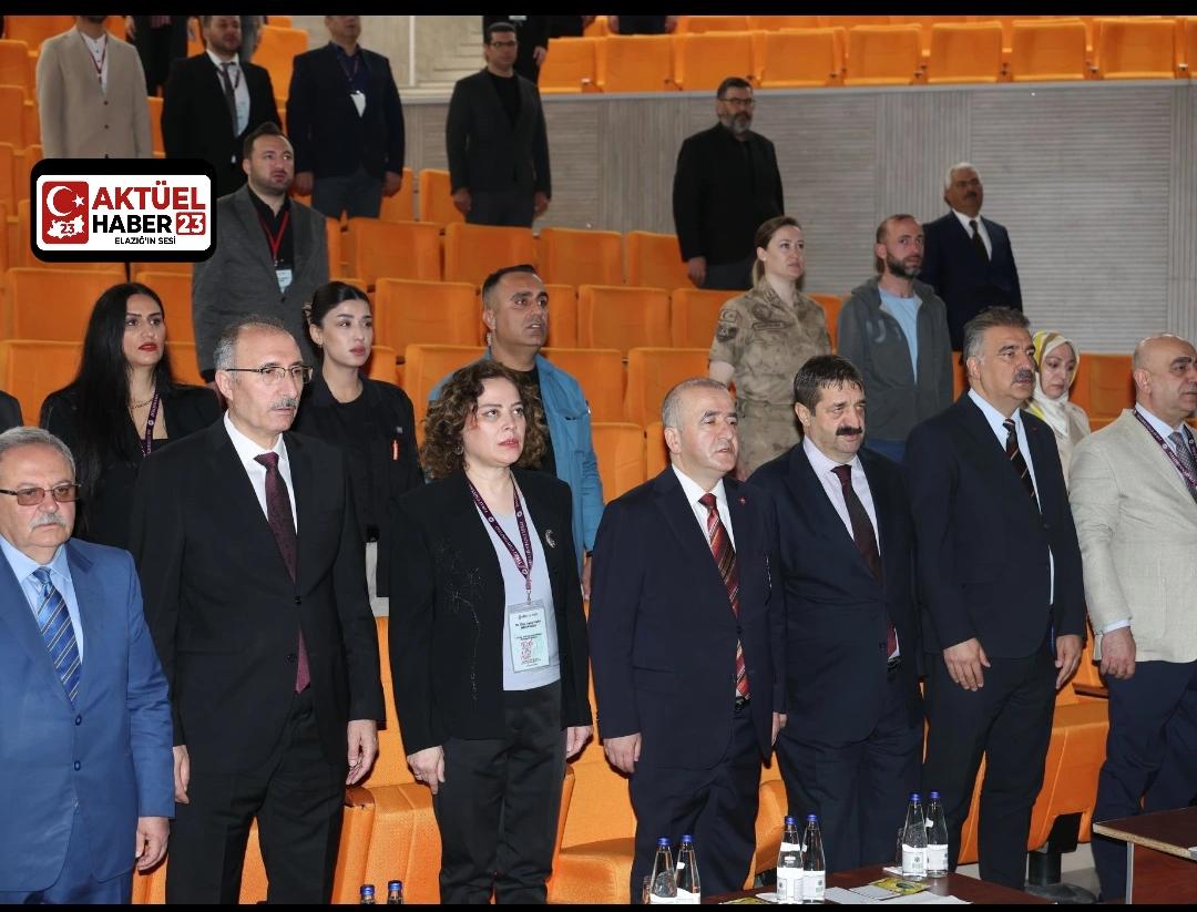Fırat Üniversitesinde “Kadın Ve Aile”  Sempozyumu Başladı