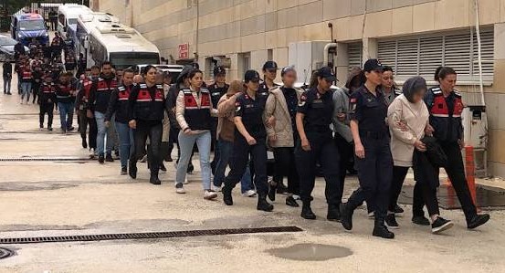 Elazığ’da özel sağlık kuruluşlarına operasyon: 9 şüpheli tutuklandı.