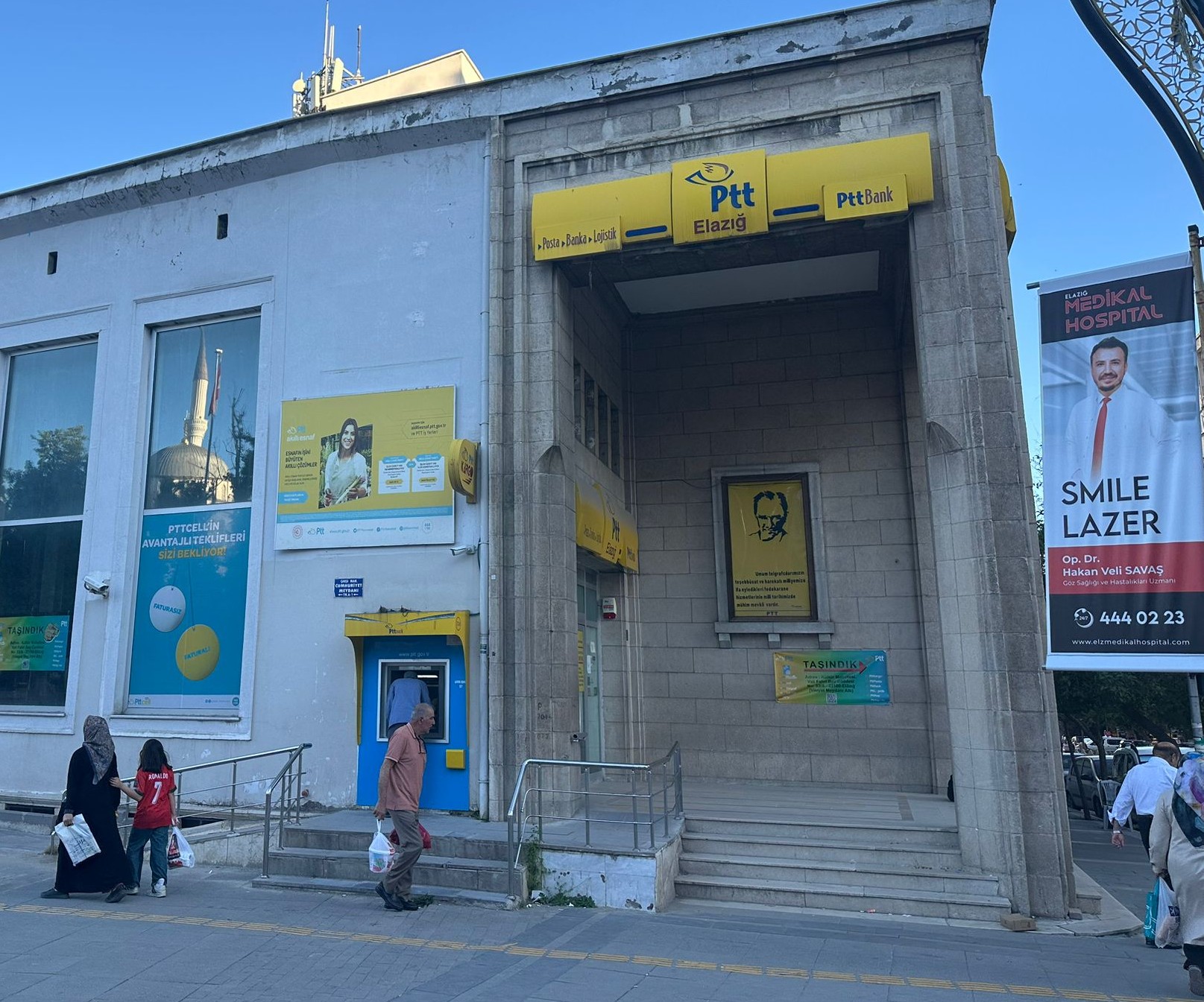 Elazığ’ın Kalbindeki PTT Binası Bir Yılı Aşkın Süredir Neden Sessiz?