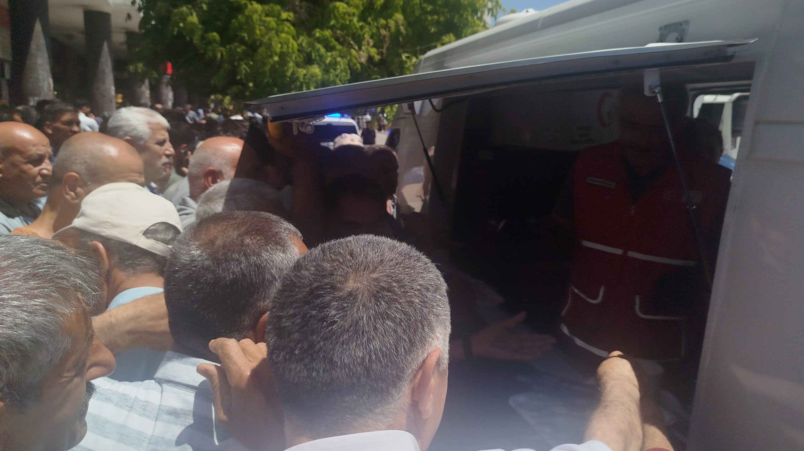 Elazığ Kızılay’dan Muharrem Ayında Vatandaşlara Aşure İkramı