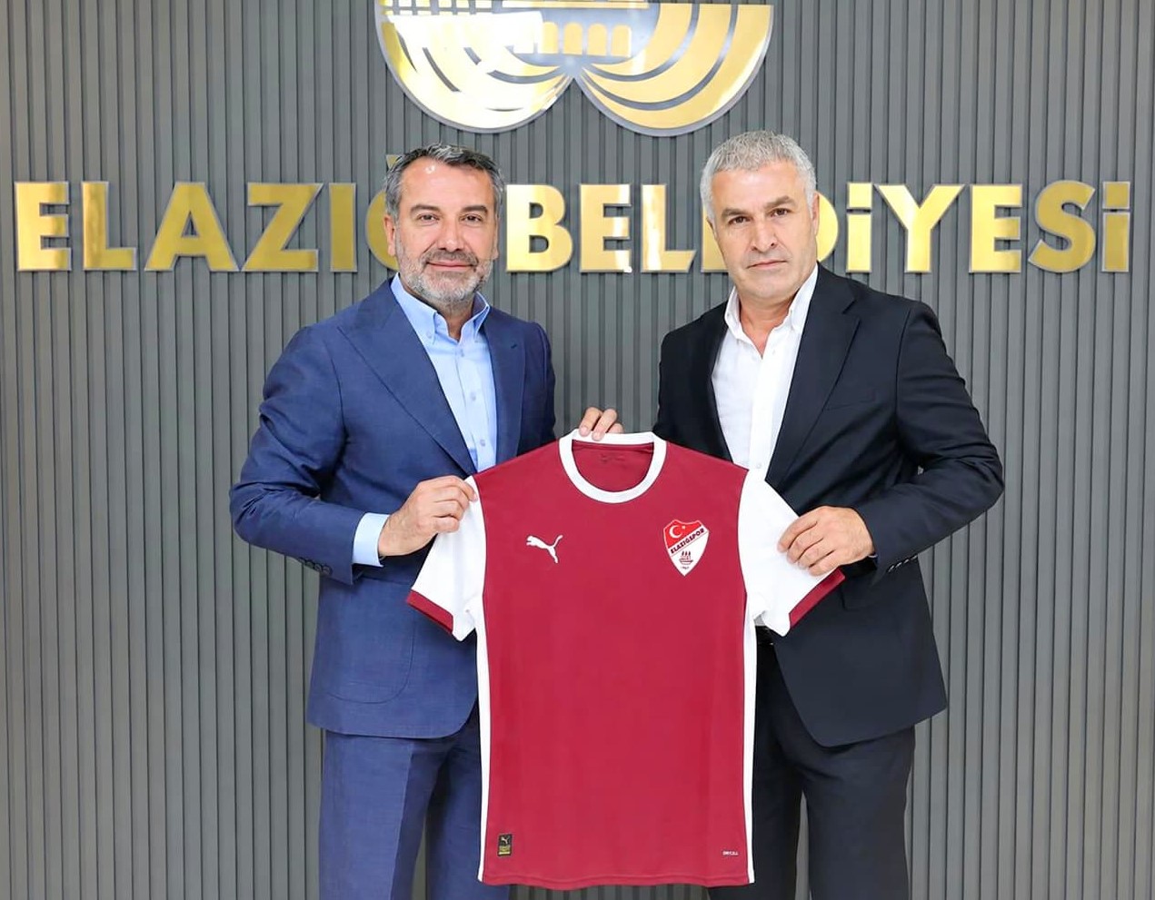 İLK ZİYARET ŞERİFOĞULLARI’NA…