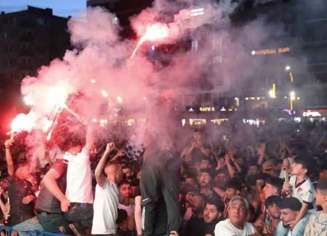 GEBZE’DE NE OLACAK? ELAZIĞSPOR TARAFTARI İÇİN ÖNERİ GELDİ…