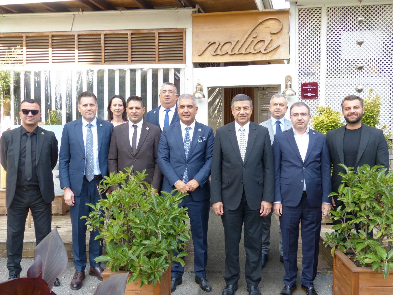 FİNAL MEZUNLAR DERNEĞİ İSTANBUL’DA TOPLANDI…